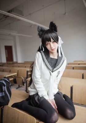 含着她花蒂啃到高潮视频